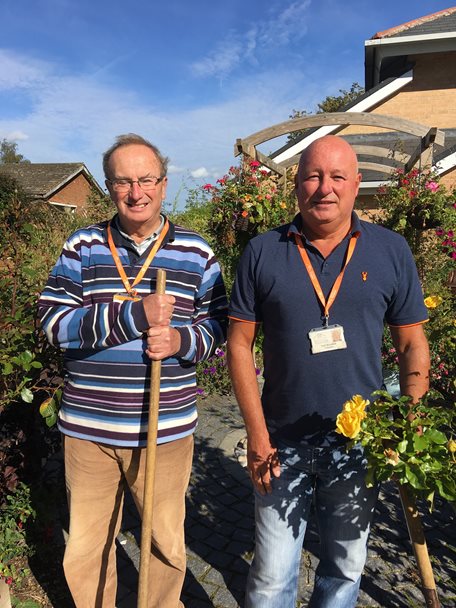 Photo of two of the volunteer gardeners at Barnsley Hospice